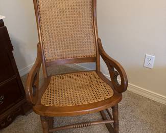 Cane rocking chair 