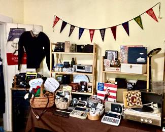 VINTAGE OFFICE FULL!  MILITARY, ELECTRONICS.