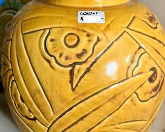 WELLER RARE FLOWER VASE.