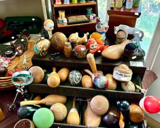 TONS OF VINTAGE AND ANTIQUE SEWING.