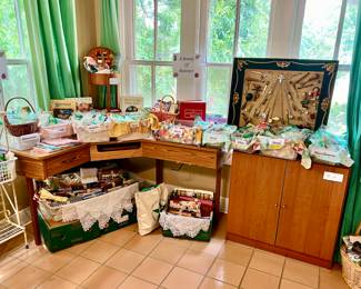 SEWING ROOM WITH HUNDREDS OF VINTAGE AND ANTIQUE BUTTONS.
