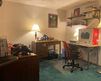 Floor Lamp, Canon Pixma MX922, Swivel Office Chair, Wood Computer Desk, Wood Computer Desk, Icom IC-A20 Air Band Receiver, John Deere Rain Gauge 