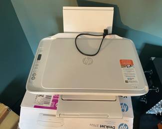 HP DeskJet 2752e Printer 
