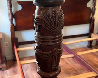 $400 King size 4 poster with carved decorations 