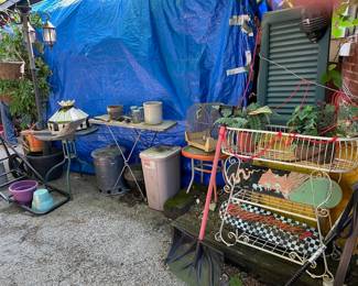 Yard Decor & Leaded Lamp