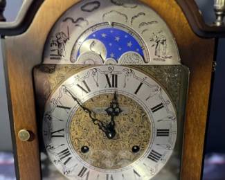 Seth Thomas mantle moon dial clock, with key, 