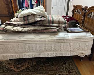 Queen beauty rest mattress