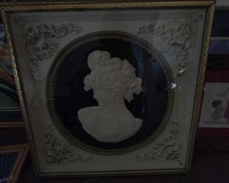 Cameo picture wall hanging