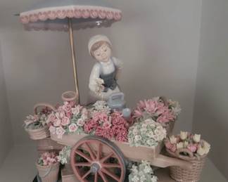 LLADRO Flowers of the Season $1,100