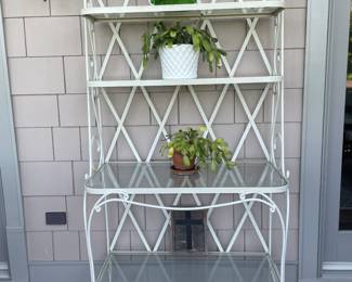 White heavy metal baker's rack