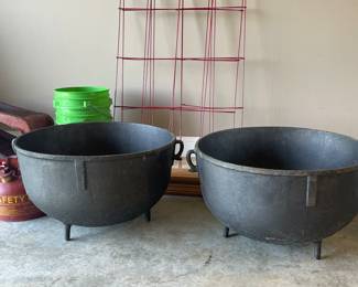 New cast iron stew pots!