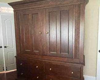 Martha Stewart by Bernhardt entertainment chest