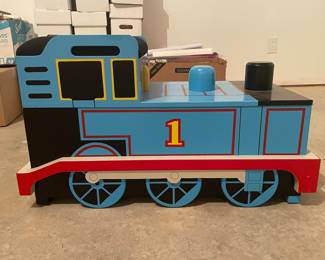 'Thomas The Train' tank engine storage chest & accessories