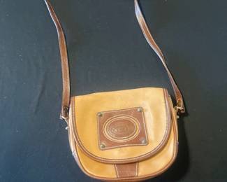Vintage 80s 90s Etienne Aigner Small Leather Saddle Bag 