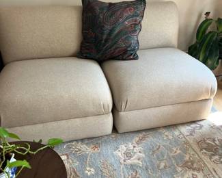 Contemporary Armless Modular Chair