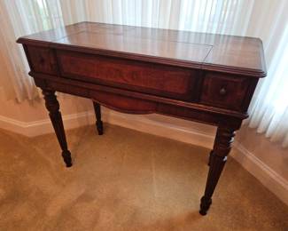 001 Antique Desk