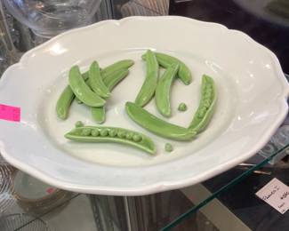 Ceramic, peas