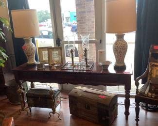 Furnishings and Home Decor