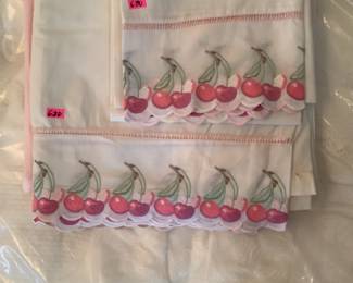 Twin Sheets.....so adorable and vintage!!!