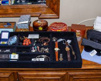 Assortment of beautiful jewelry