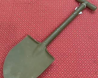 WW2 U.S. T Handle Shovel