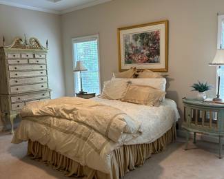 Queen bed with beautiful Bedding 