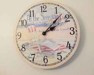 Beachy clock