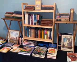 Assorted new and vintage books 