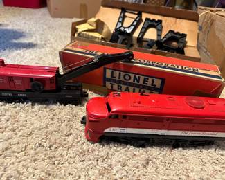 Lionel train set- sold as a set