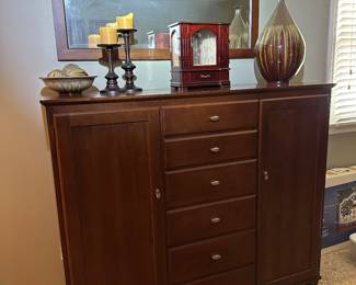 Gorgeous Ethan Allen master bedroom suite