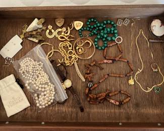 Jewelry including cameo, and 14k and 18k gold