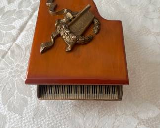 Rare vintage working Thorens grand piano cigarette case music box