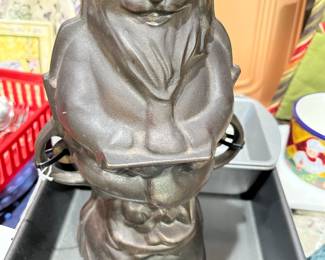 Very rare vintage Griswold Santa cake mold series 1898.