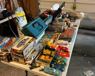 MODELS AND SLOT CARS 
