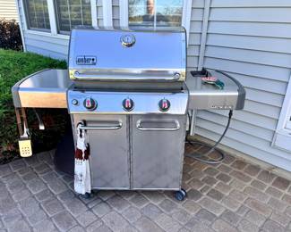 Natural gas Weber Genesis grill 