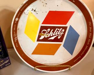 Schlitz metal tray