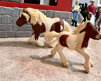 Schleich barn animals 