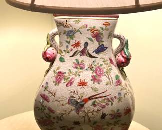 Chinese crackle glaze pomegranate Bird lamp