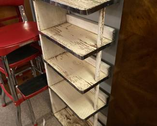 Old chippy white shelf