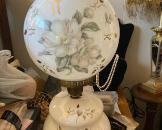 Gone with the wind style vintage lamp