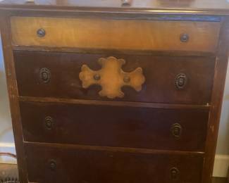1940’s chest of drawers 