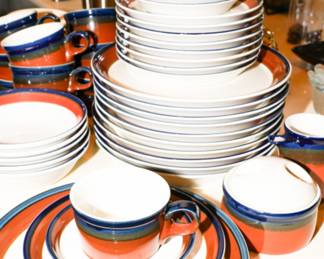 Mikasa Potters Art dinnerware