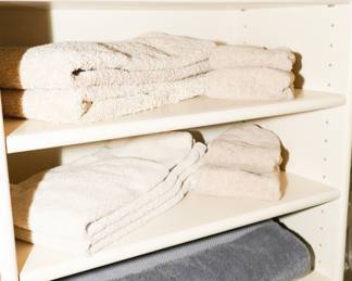 Towels & linens available