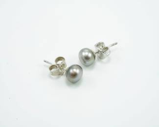Miniature Tahitian pearl earrings
