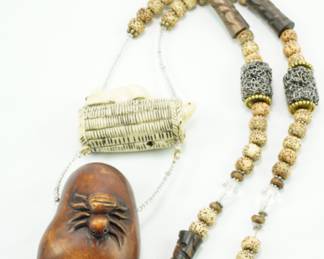 Carved bone netsuke & carved wood necklace
