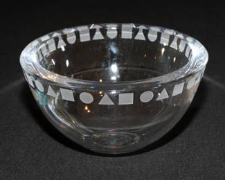 Geometric bowls by Sasaki Ward Bennett