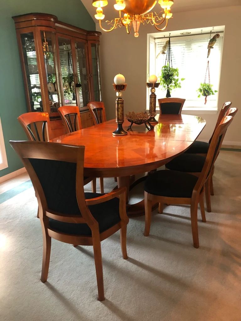 DINING ROOM TABLE WITH PADS 8 CHAIRS AND MATCHING BREAKFRONT