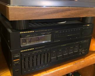 TURNTABLE AND RECEIVER