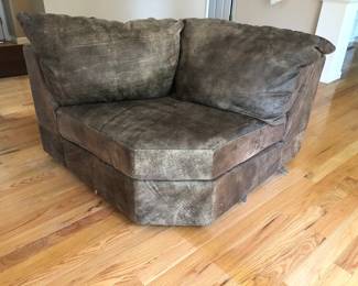 ONLY PIECE FOR SECTIONAL