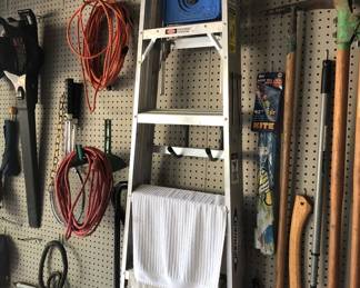 LADDER AND TOOLS